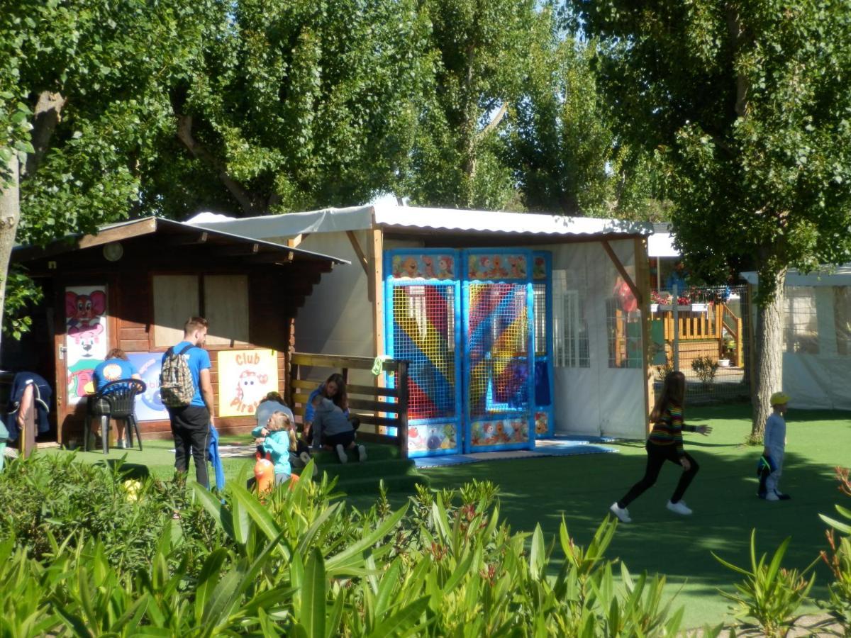 Camping Les Sables Du Midi Hotel Valras-Plage Eksteriør billede